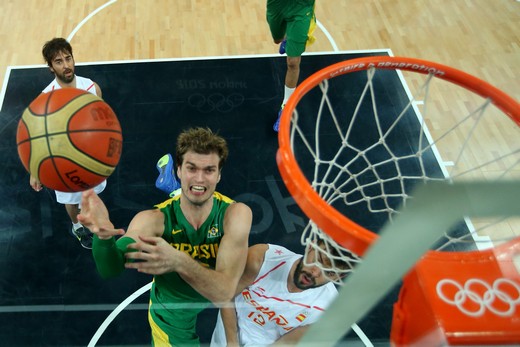 Os "12 Homens Gigantes" selam o passe para o Campeonato Mundial  de Basquete de 2019